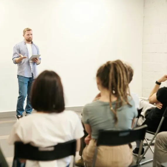 fomentar interaccion en ingles